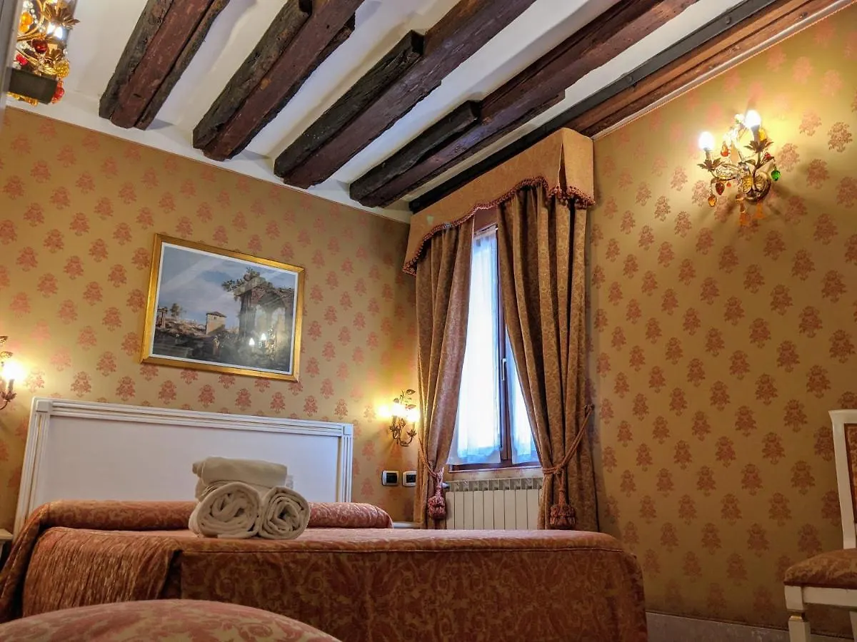 Bed and Breakfast Ca' San Vio à Venise 3*,  Italie